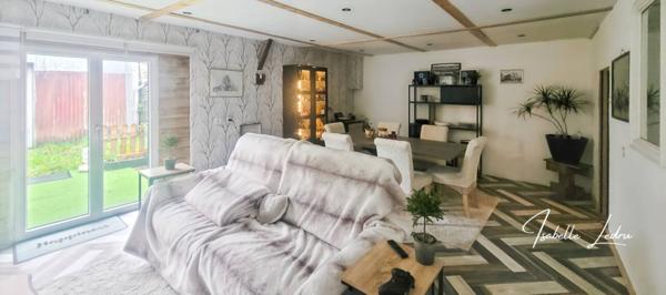 Immeuble à vendre 10 pièces de 295 m²