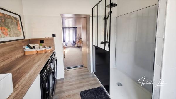 Immeuble à vendre 10 pièces de 295 m²