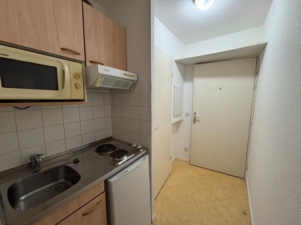 Studio A516 meublé confortable à Orléans sud, à deux pas du tramway