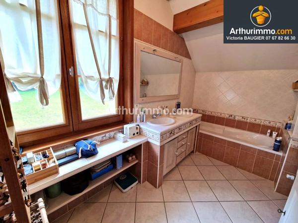 Vente Maison 7 pièces 170 m2 à Lons-le-Saunier
