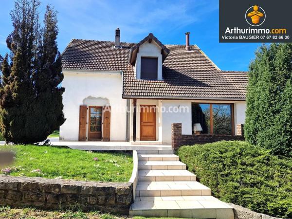 Vente Maison 7 pièces 170 m2 à Lons-le-Saunier