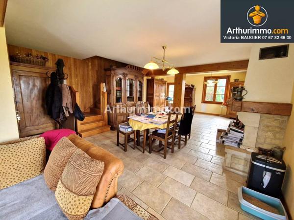 Vente Maison 7 pièces 170 m2 à Lons-le-Saunier