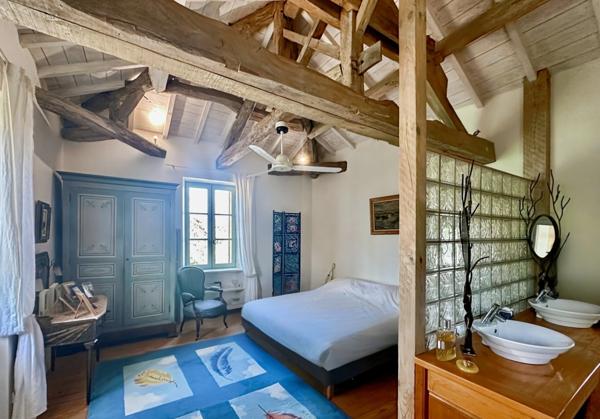 Dpt Gers (32), à vendre MONTREAL maison gasconne de 222m2 avec gîte et piscine - 1,5 hectare