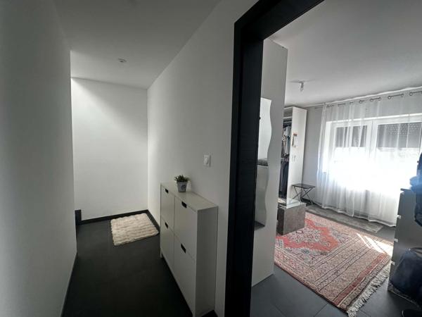 Superbe Maison Familiale Entièrement Rénovée d' environ 175 m2
