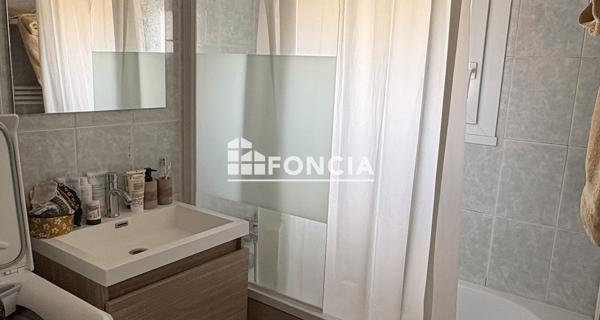 À vendre Appartement 4 pièces 65.63 m² - Poitiers 86000