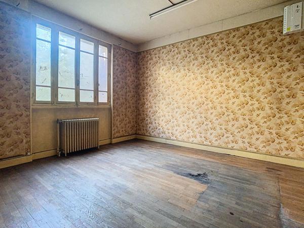 Achat maison Châteauvillain - 4 pièce(s) - 178 m² - 75 500 €