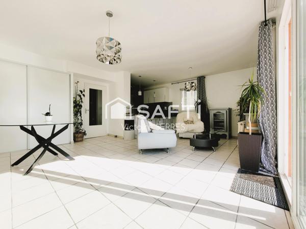 Duplex refait à neuf - 2 chambres, balcon, dernier étage, garage fermé