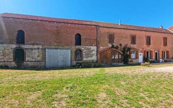 Maison à vendre    4 pièces •  Janville