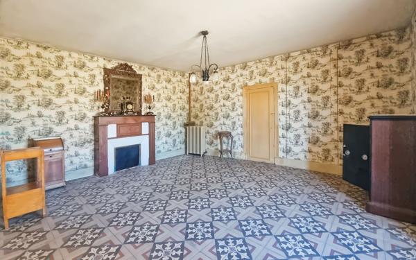 Maison à vendre    4 pièces •  Janville