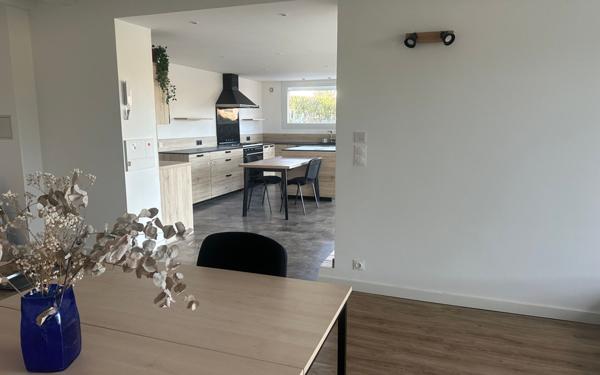 Maison à vendre    6 pièces •  Injoux-Génissiat