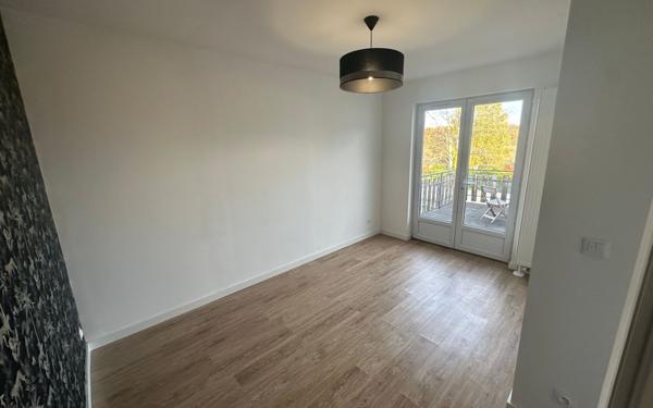 Maison à vendre    6 pièces •  Injoux-Génissiat