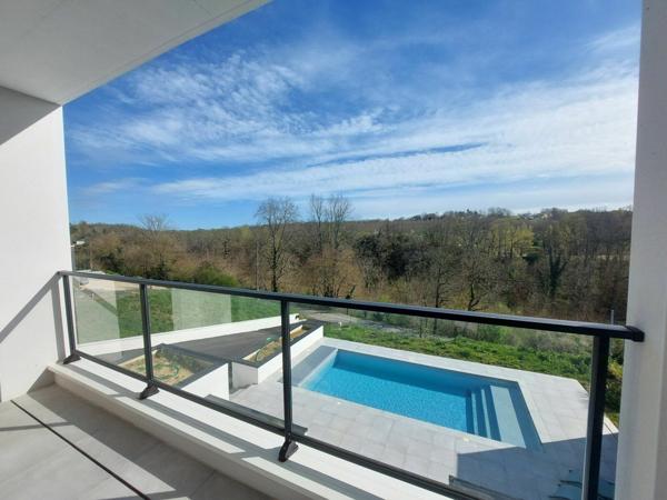 Maison à vendre    6 pièces •  Corbarieu