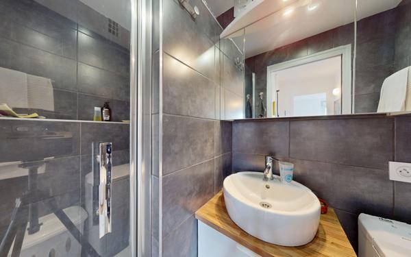 Appartement à vendre    3 pièces • 63,30 m2 Caluire-et-Cuire