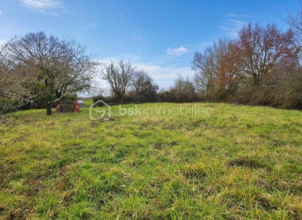 Terrain de 2 160 m²