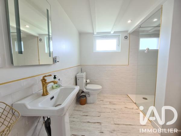 Maison à vendre 6 pièces 120 m² Surgères