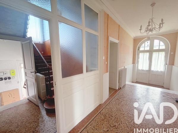 Maison à vendre 7 pièces 201 m² Châtel-sur-Moselle