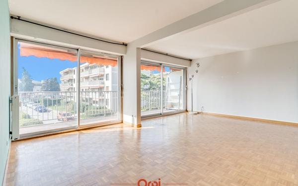 Appartement à vendre    4 pièces • 86,40 m2 Marseille 12