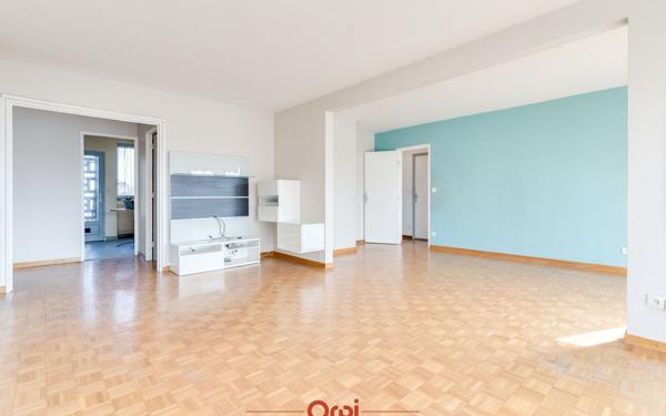 Appartement à vendre    4 pièces • 86,40 m2 Marseille 12