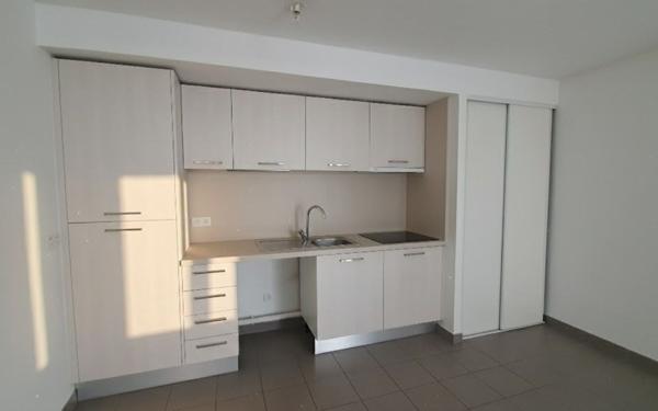 Appartement à vendre    1 pièce • 25,01 m2 Brie-Comte-Robert