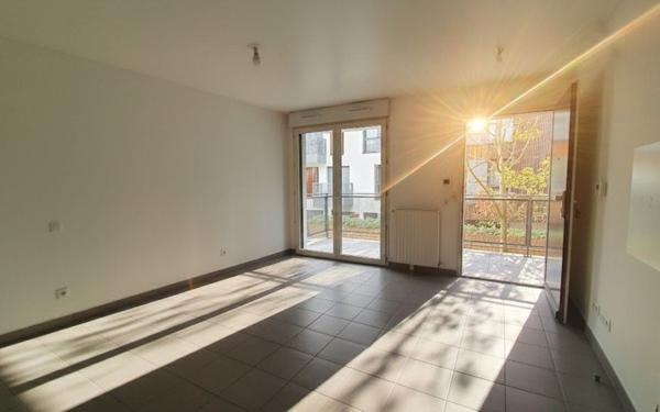 Appartement à vendre    1 pièce • 25,01 m2 Brie-Comte-Robert