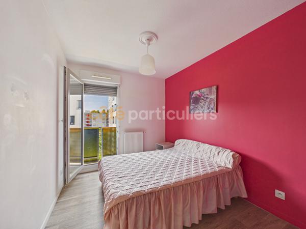 Vente
                Appartement78,65 m² - 4 Pièces -
                    LORMONT (33310)