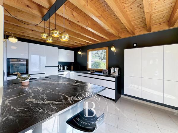 Tresserve, Maison 5 Chambres -  253 m² à vendre