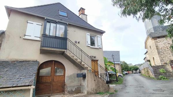 Secteur Allassac - grande maison familiale avec T1 independant en RDC