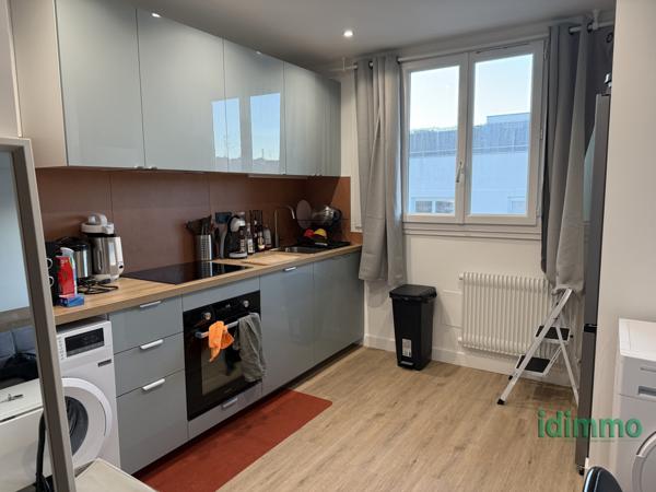 Grand studio avec balcon 31,34m2 Lyon (69008)