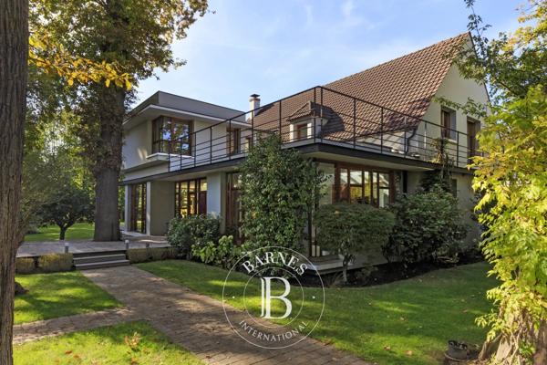 Vaucresson, Maison 5 Chambres -  296 m² à vendre