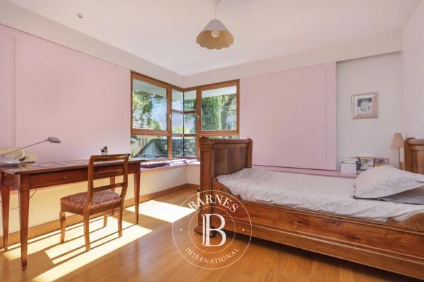 Vaucresson, Maison 5 Chambres -  296 m² à vendre