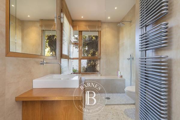 Vaucresson, Maison 5 Chambres -  296 m² à vendre