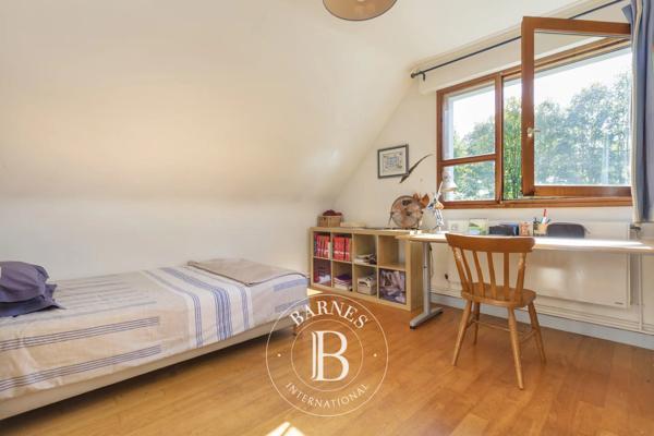 Vaucresson, Maison 5 Chambres -  296 m² à vendre