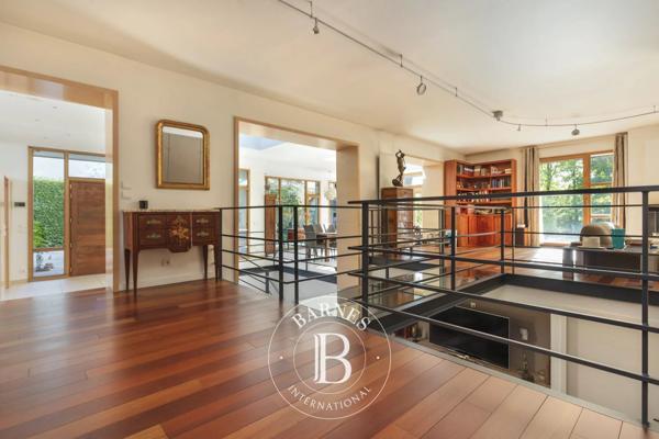 Vaucresson, Maison 5 Chambres -  296 m² à vendre