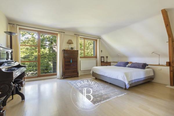 Vaucresson, Maison 5 Chambres -  296 m² à vendre