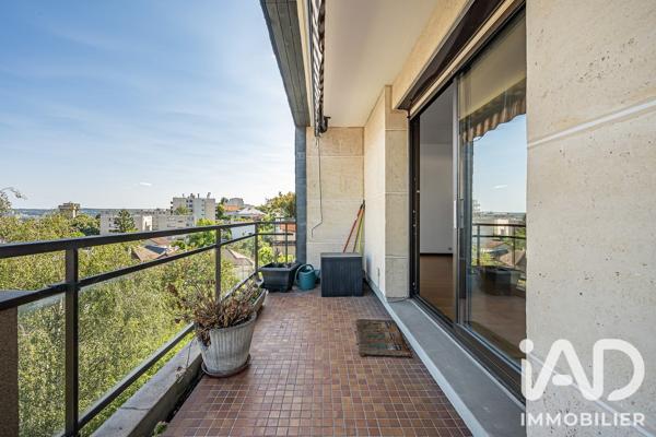 Appartement à vendre 5 pièces 111 m² Suresnes