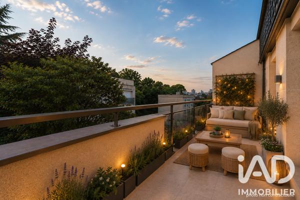 Appartement à vendre 5 pièces 111 m² Suresnes