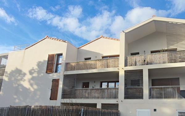 Appartement à vendre    2 pièces • 49,51 m2 Martigues