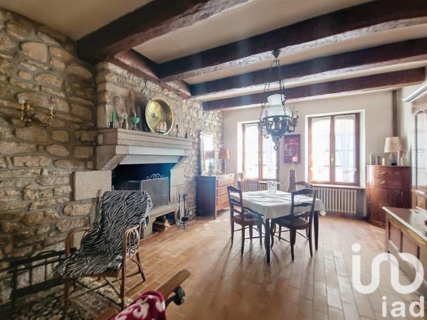 Maison 13 pièces de 300 m² à Baud (56150)