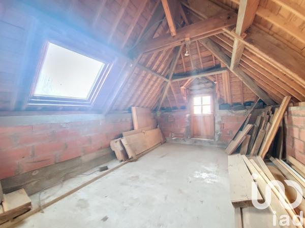 Maison 13 pièces de 300 m² à Baud (56150)