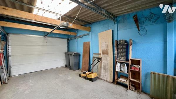 Maison à rénover avec garage
