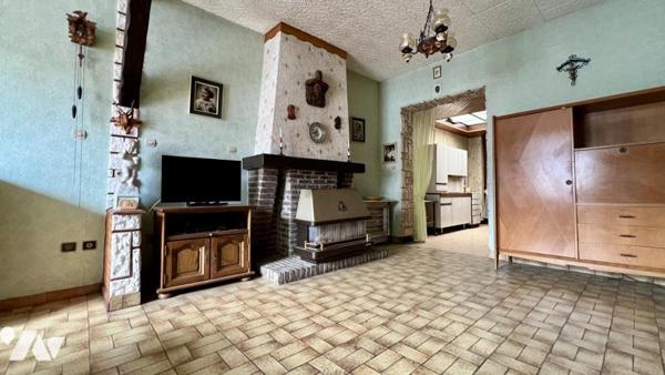 Maison à rénover avec garage