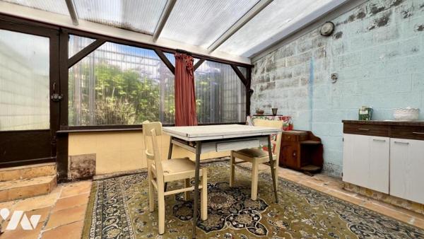 Maison à rénover avec garage