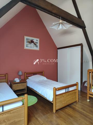 Propriete 9 pièce(s) 6 chambre(s) 181 m²
