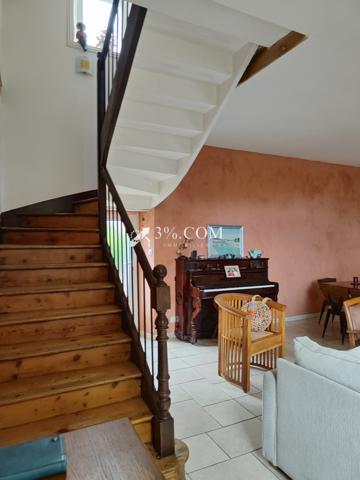 Propriete 9 pièce(s) 6 chambre(s) 181 m²