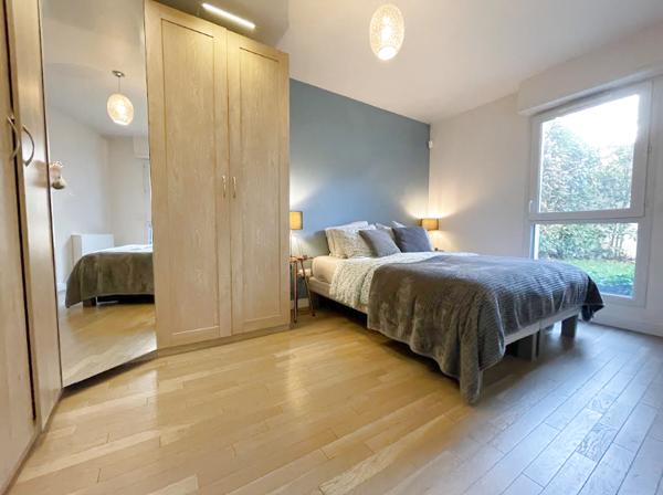 Chaville (92370) APPARTEMENT AVEC EXTERIEUR - CHAVILLE CENTRE - TRANSPORTS et toutes COMMODITES à PIED - 77m2 utiles - JARDIN