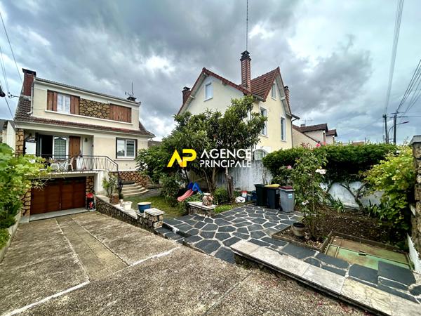 BEZONS _ Maison 110 m2 de 7 pièces €399 000 ** - Référence 4504