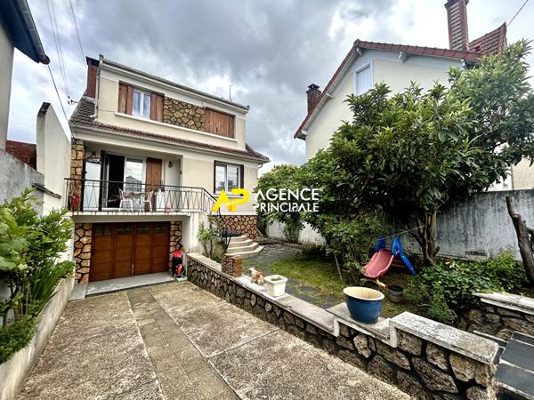 BEZONS _ Maison 110 m2 de 7 pièces €399 000 ** - Référence 4504