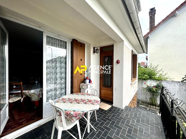 BEZONS _ Maison 110 m2 de 7 pièces €399 000 ** - Référence 4504