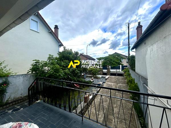 BEZONS _ Maison 110 m2 de 7 pièces €399 000 ** - Référence 4504