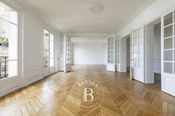 Paris 16ème, Appartement 3 Chambres -  167 m² à vendre